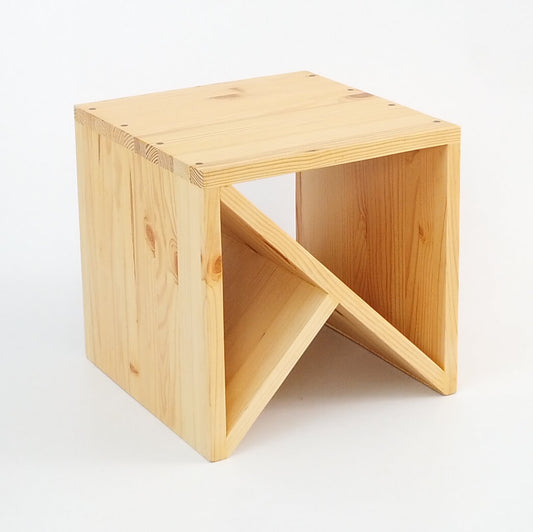 Manuel Side Table