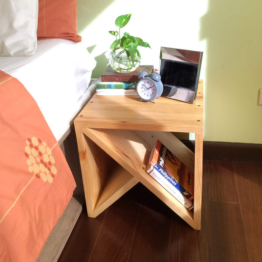 Manuel Side Table