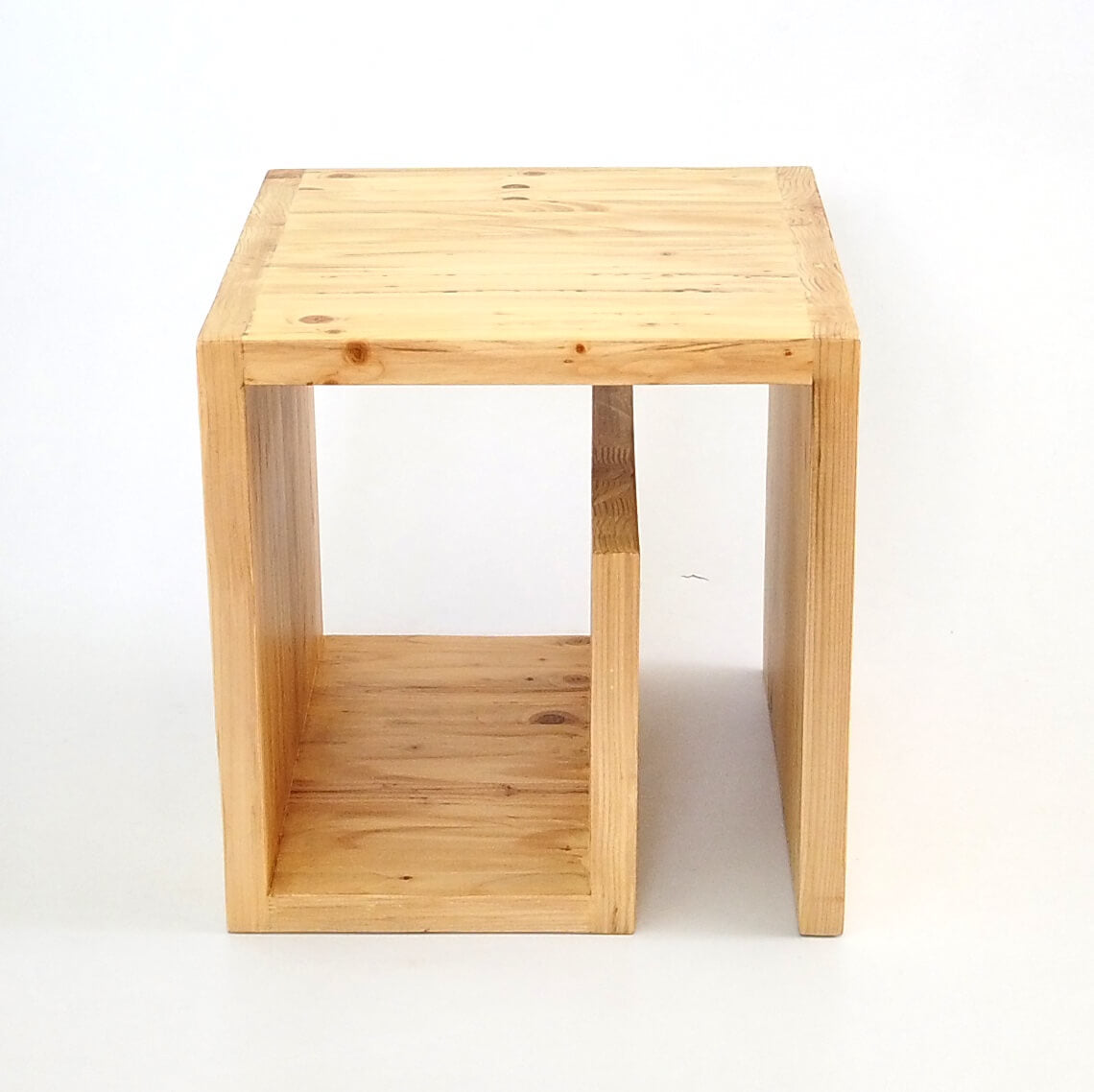 Gabrio Side Table