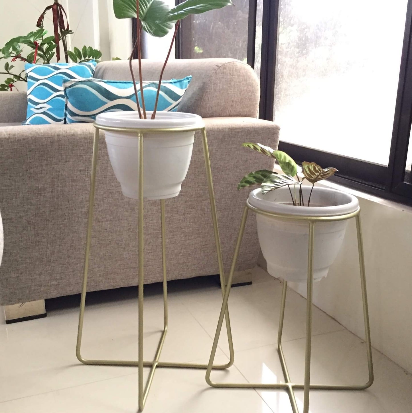 Plant Stands - Crosspin