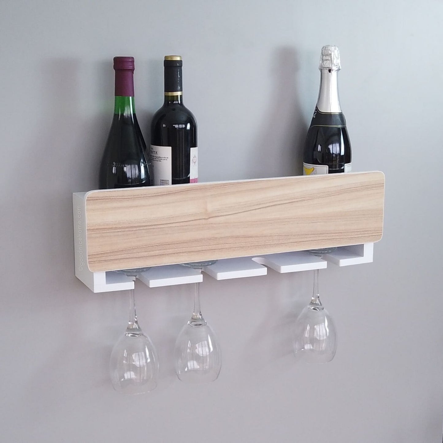 Good Nice Wall-Mounted Wine Rack